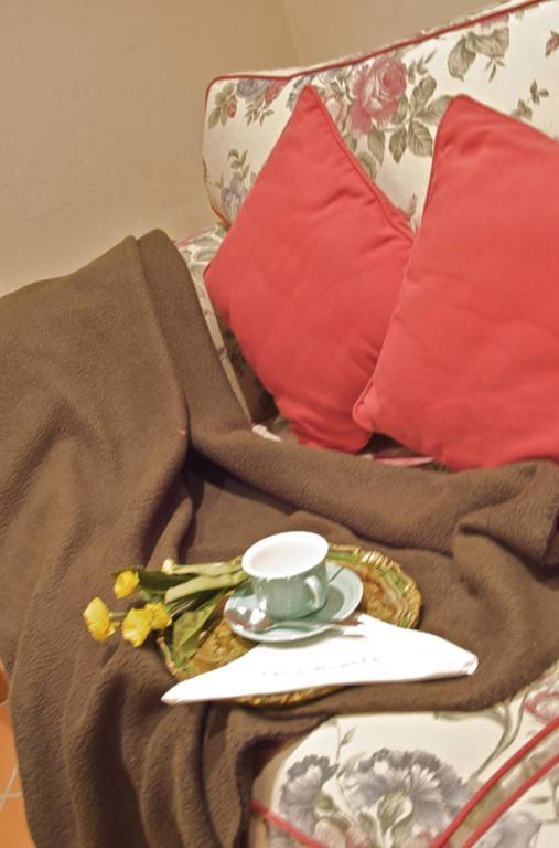 Le Casacce Case Per Vacanze Carmignano Pokój zdjęcie